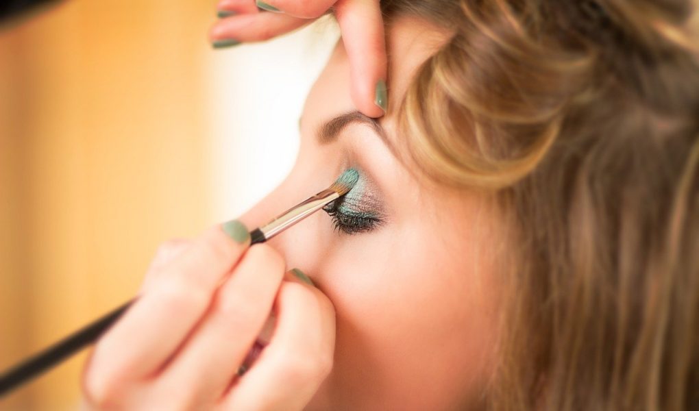 maquillage yeux vert