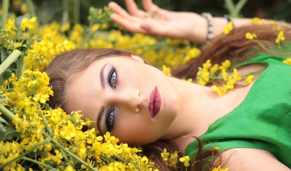 maquillage yeux de biche