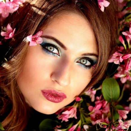 maquillage yeux bleus